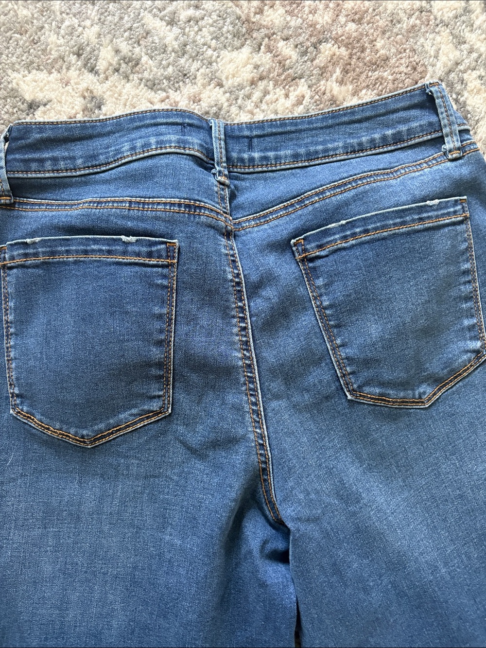 Apt. 9 Dark Blue Women's Ankle Crop Raw Hem Jeans - Picture 11 of 11